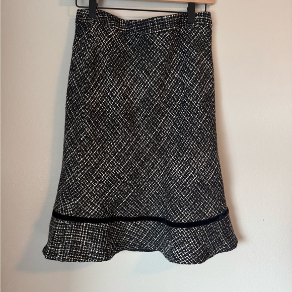 GAP Dresses & Skirts - Vintage Gap Tweed Tulip Skirt with Velvet Accent
